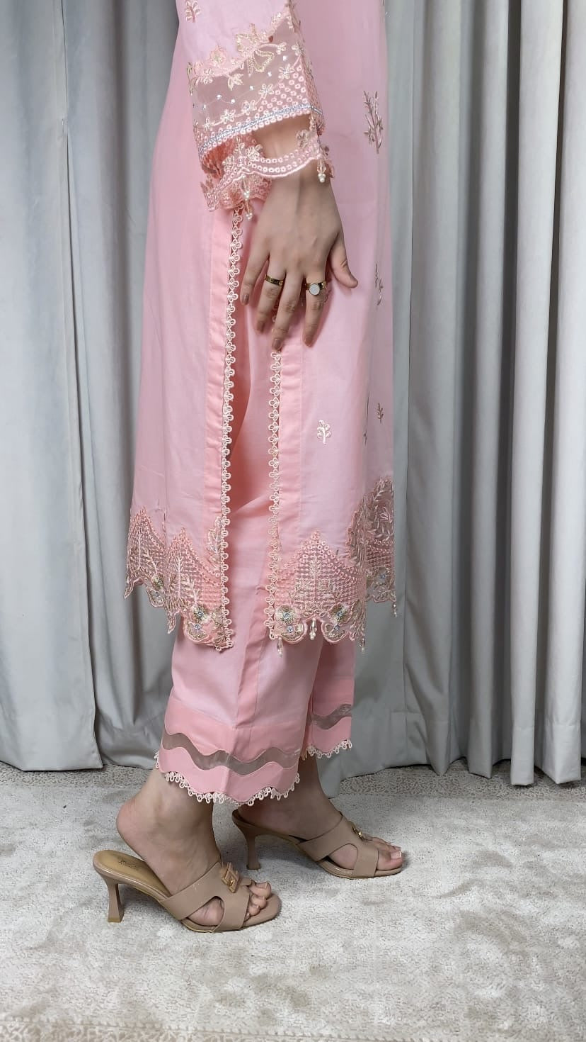 HOORAINS PRET EMBROIDERED LAWN - 3 PC STITCHED