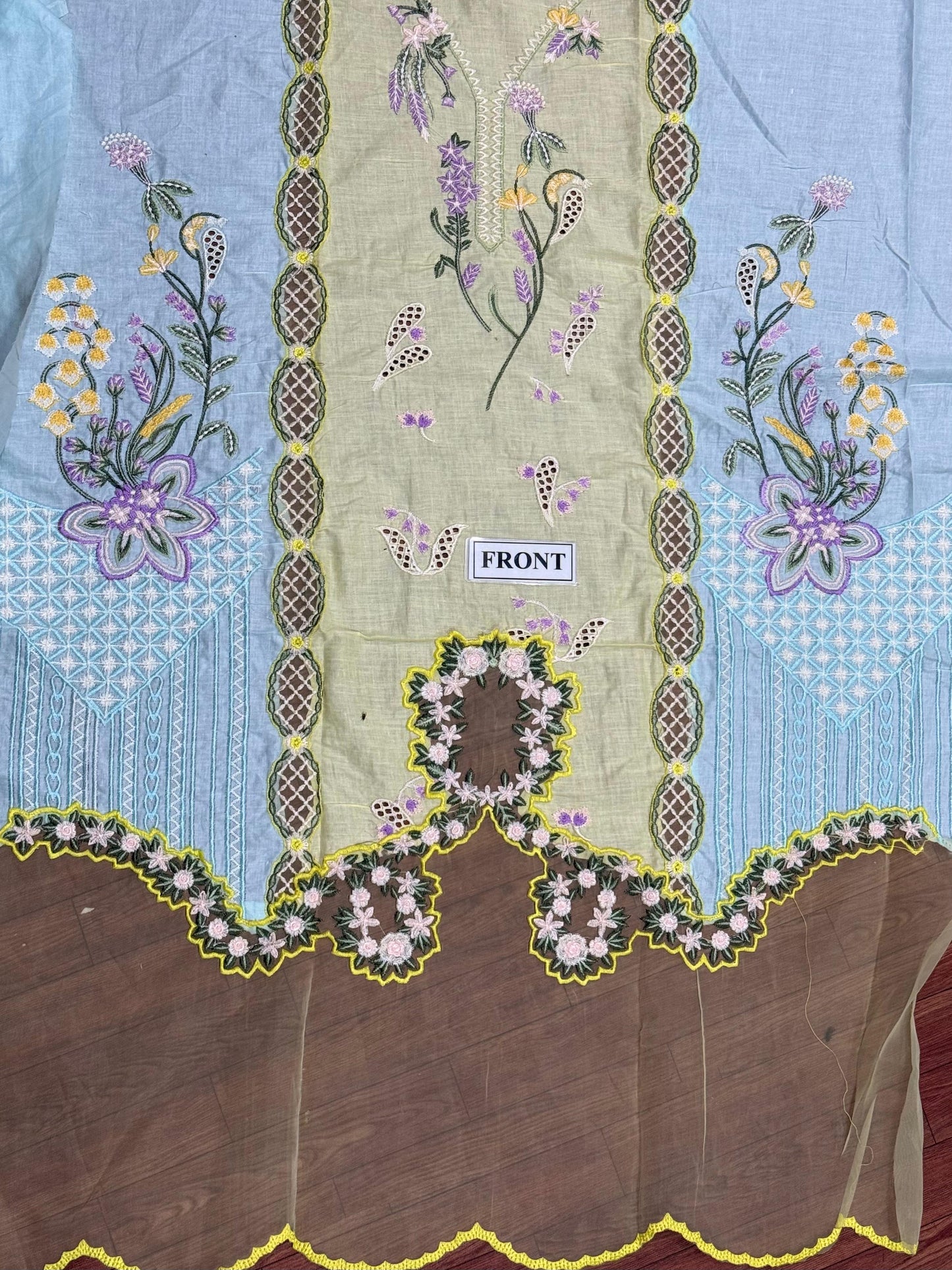 CRIMSON EMBROIDERED CHIKANKARI LAWN - 3 PC UNSTITCHED
