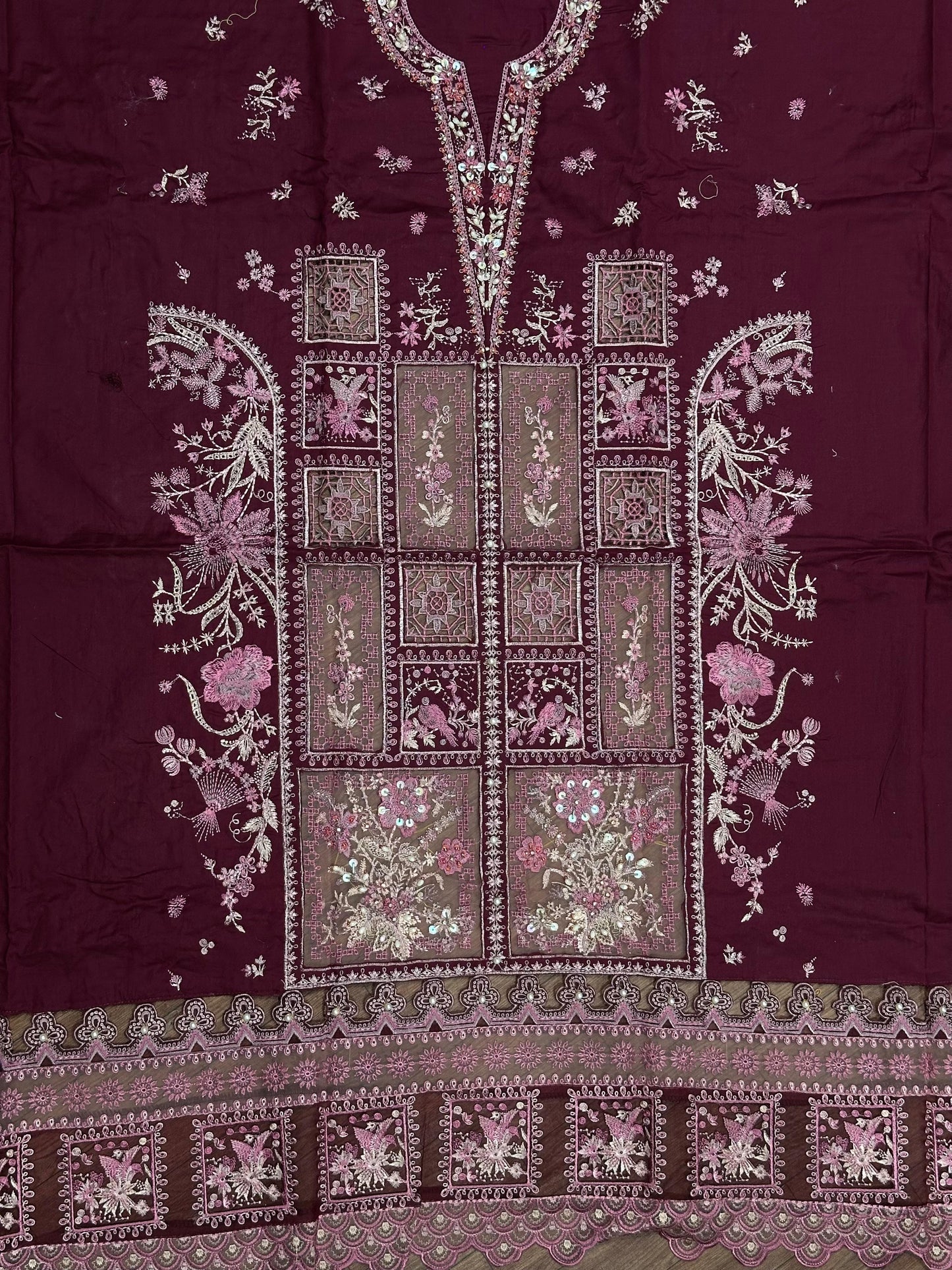 BIN ILYAS EMBROIDERED LAWN - 3 PC UNSTITCHED