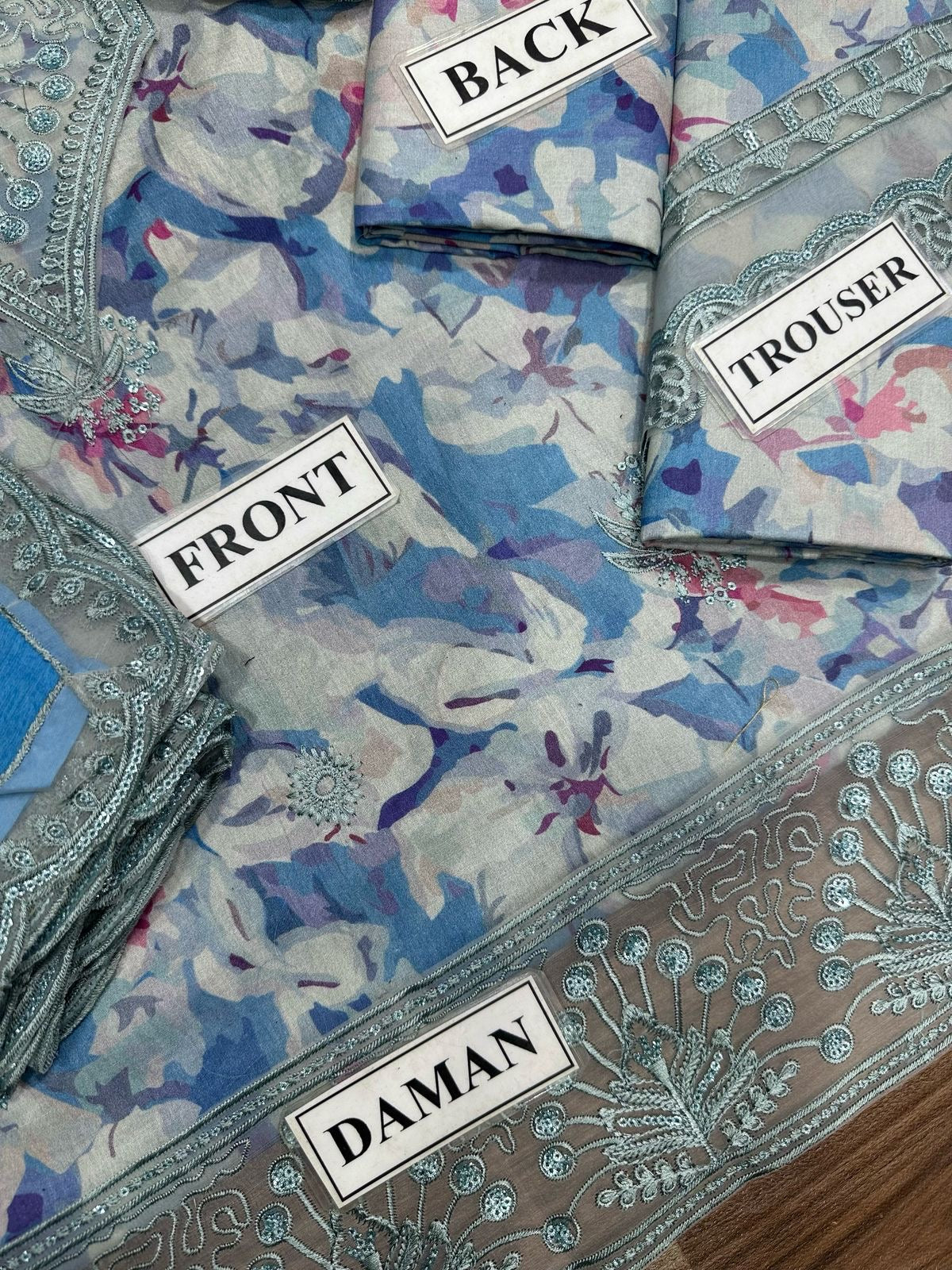 AFROZEH FORMALS PRINTED EMBROIDERED LAWN - 3 PC UNSTITCHED