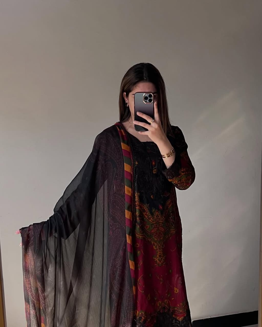 HOORAINS PRET EMBROIDERED LAWN - 3 PC STITCHED