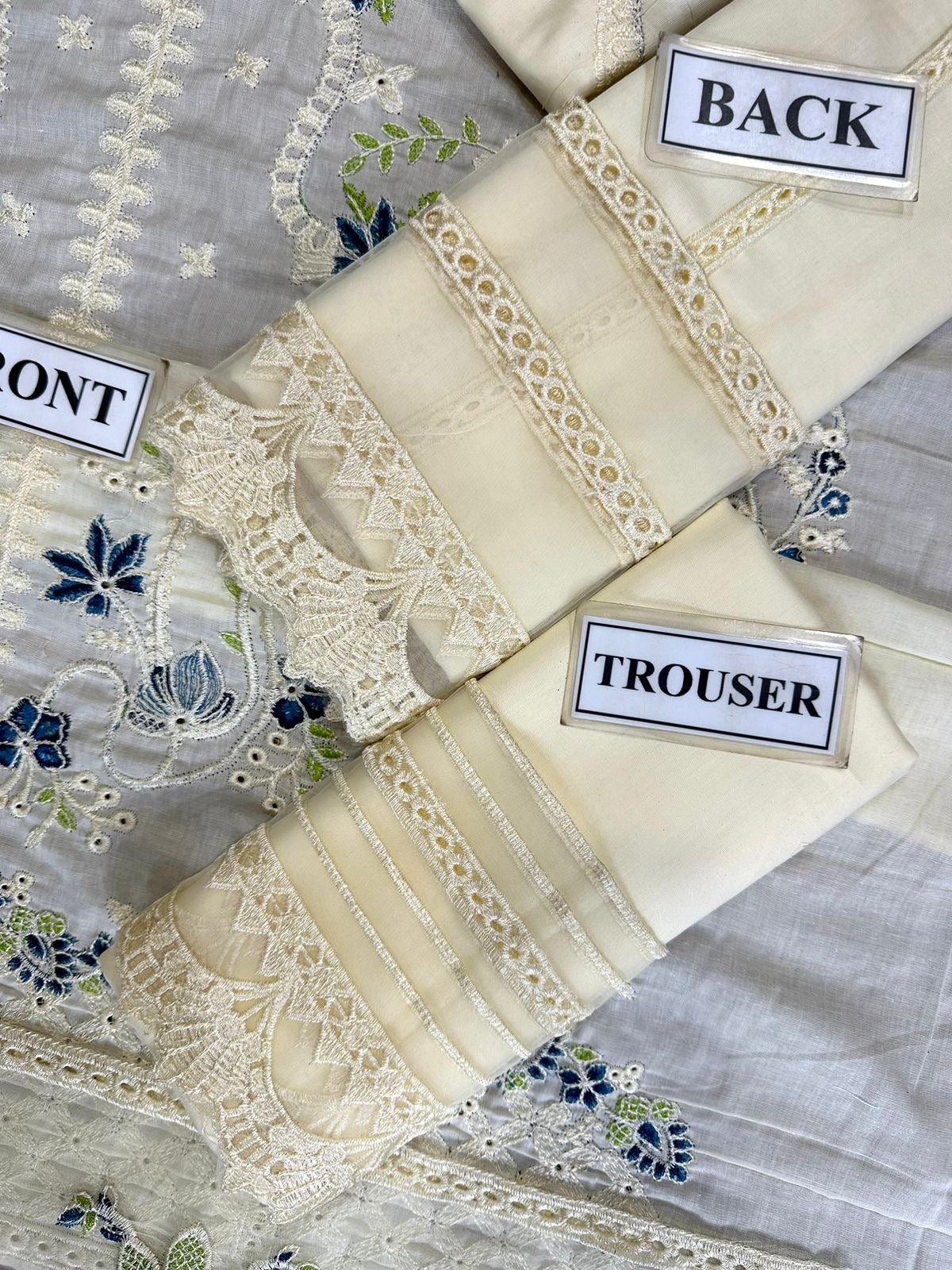 MARYAM N MARIA PREMIUM EMBROIDERED LAWN - 3 PC UNSTITCHED