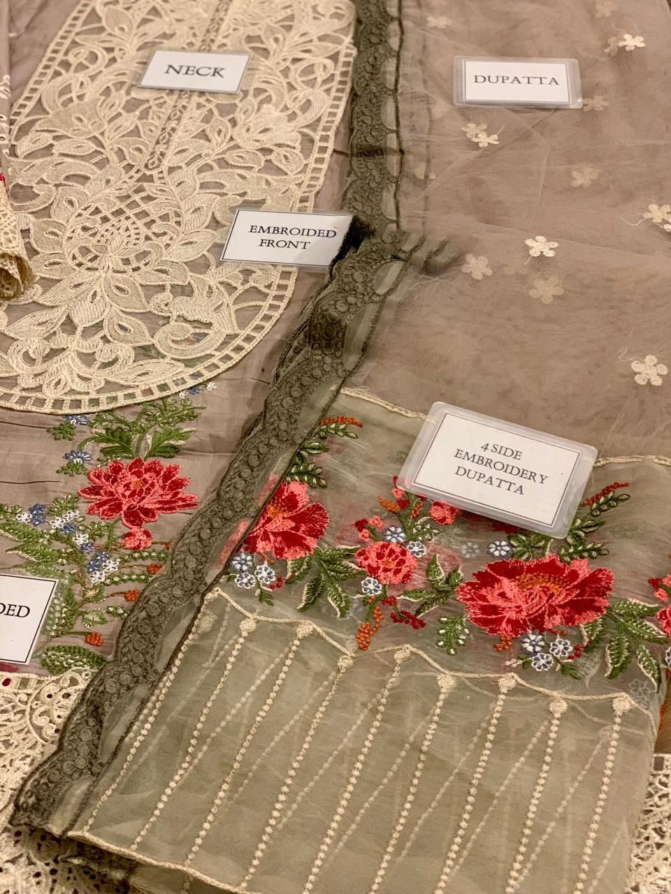 MARIA B LUXURY EMBROIDERED LAWN - 3 PC UNSTITCHED