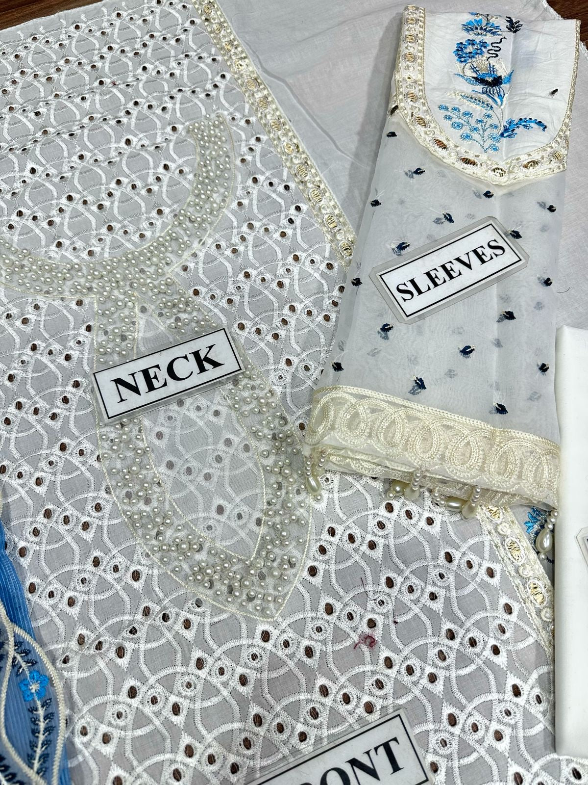 SARDINIA LUXURY CHIKANKARI EMBROIDERED LAWN - 3 PC UNSTITCHED