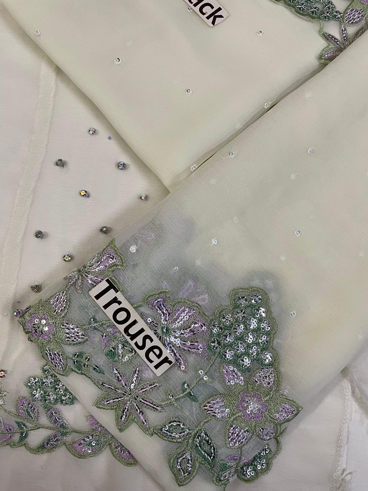 IZNIK EMBROIDERED CHIFFON - 3 PC UNSTITCHED