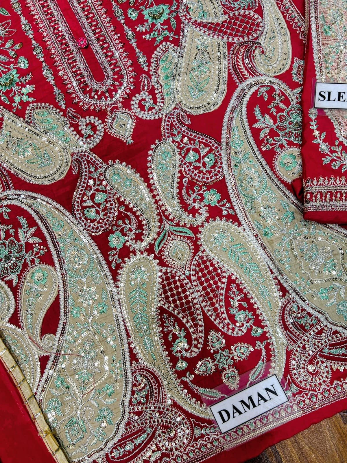 ETHNC EMBROIDERED CHIFFON DRESS - 3 PC UNSTITCHED