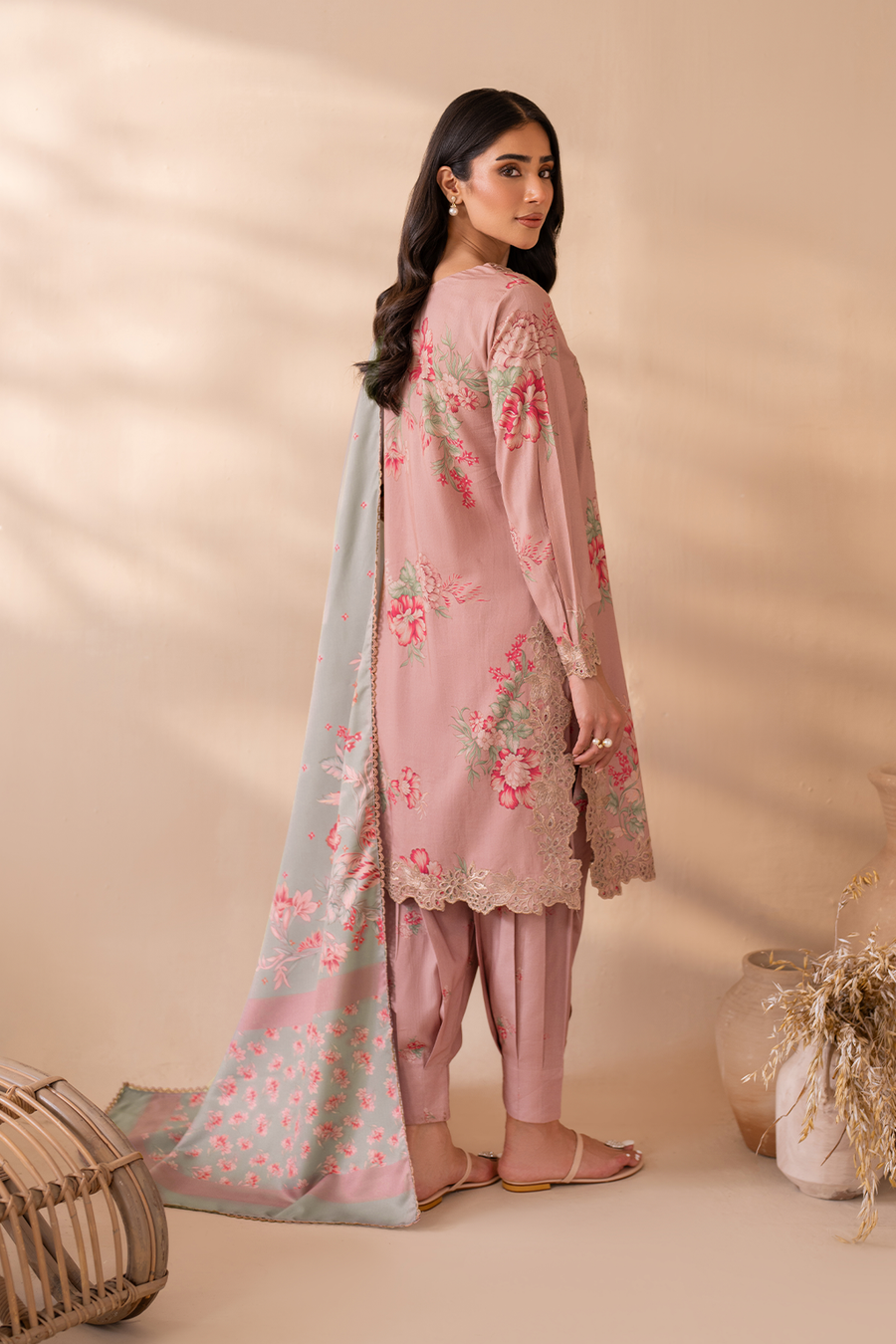 IZNIK FORMALS PRINTED EMBROIDERED LAWN - 3 PC UNSTITCHED