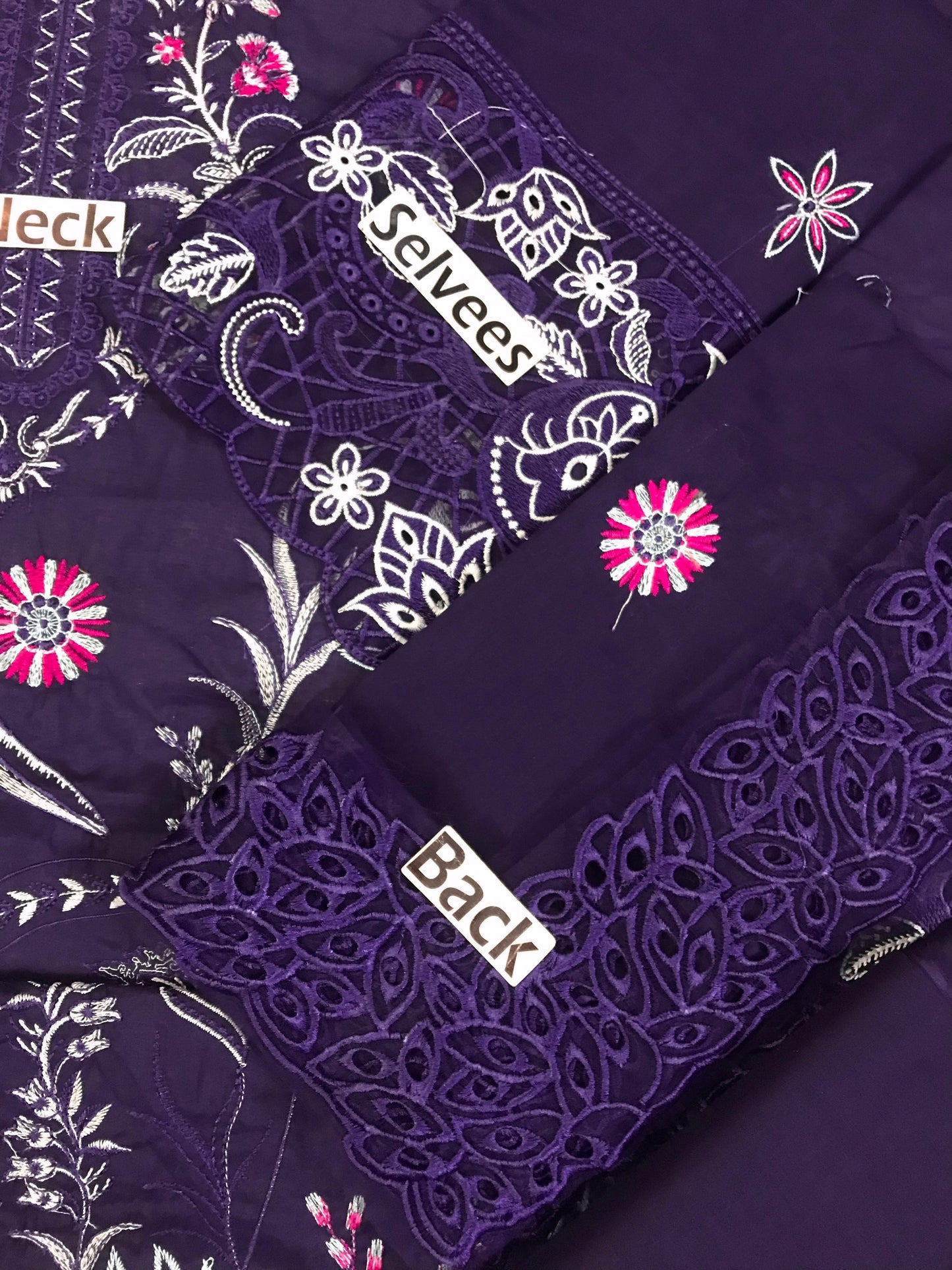 MUSHQ LUXURY EMBROIDERED LAWN - 3 PC UNSTITCHED