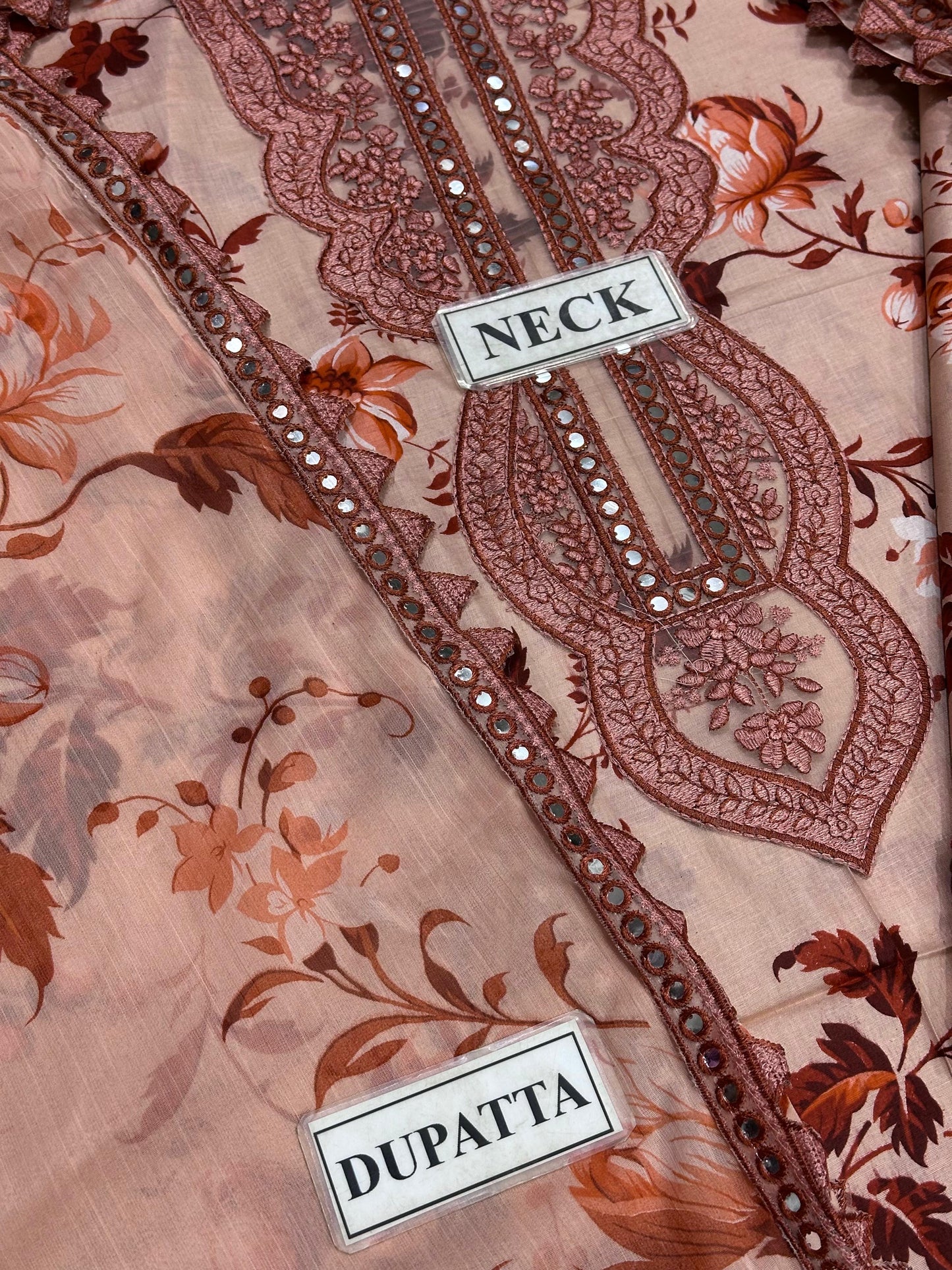ANEELA’S EMBROIDERED LAWN - 3 PC UNSTITCHED