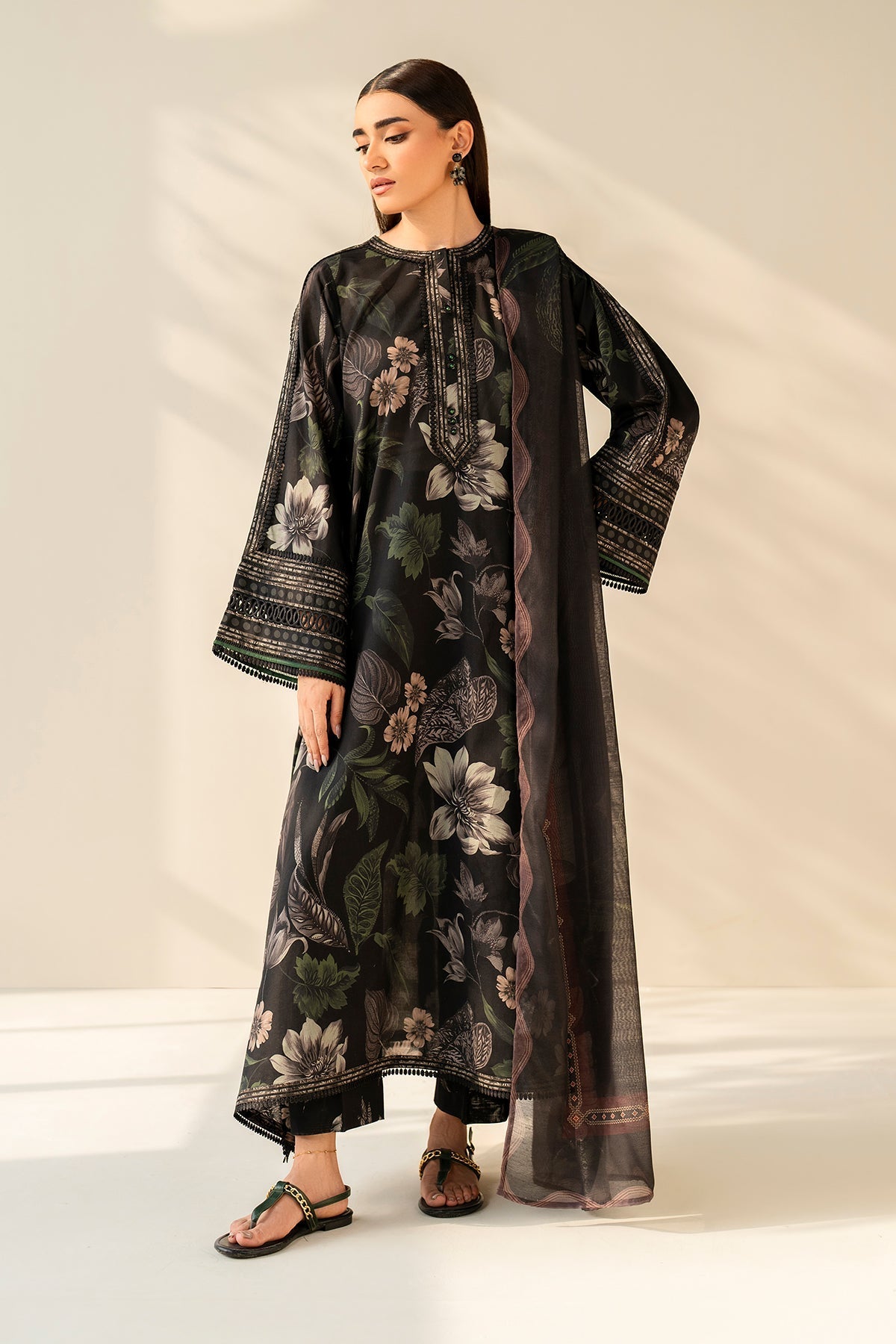 BAROQUE PRINTED EMBROIDERED FORMALS LAWN - 3 PC UNSTITCHED