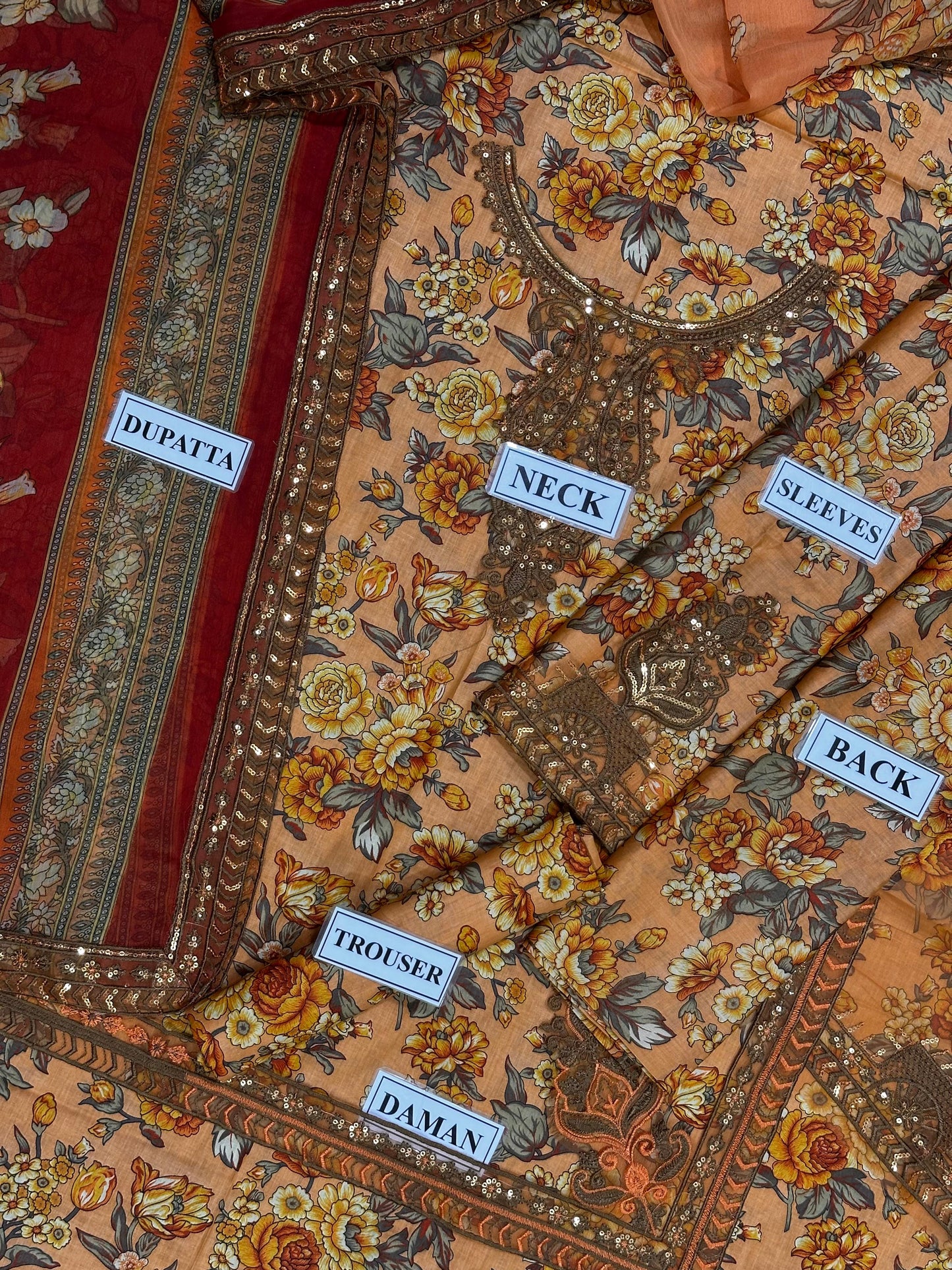 MOHAGNI EMBROIDERED LAWN - 3 PC UNSTITCHED