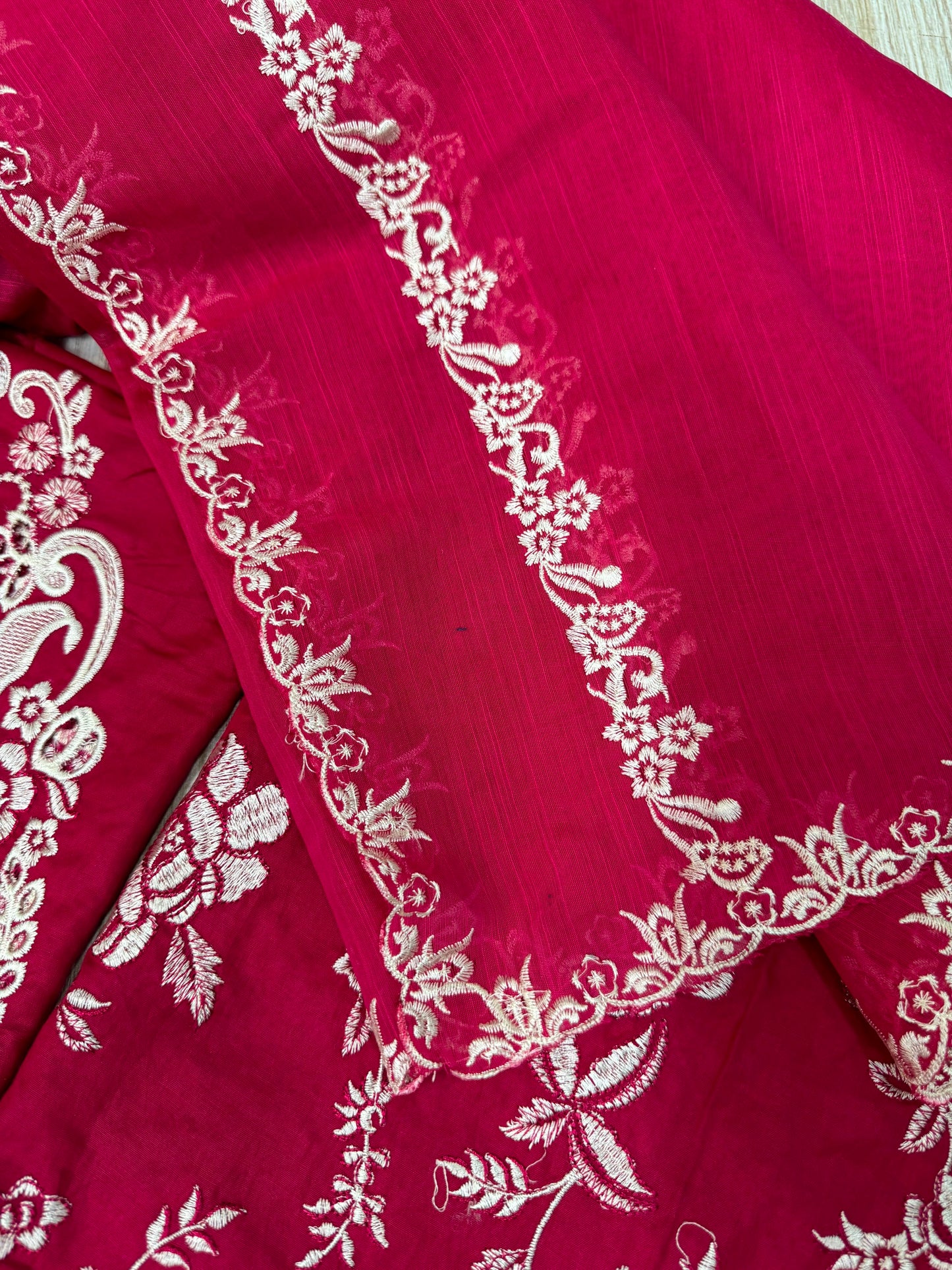 ZARA SHAHJAHAN EMBROIDERED LAWN - 3 PC UNSTITCHED