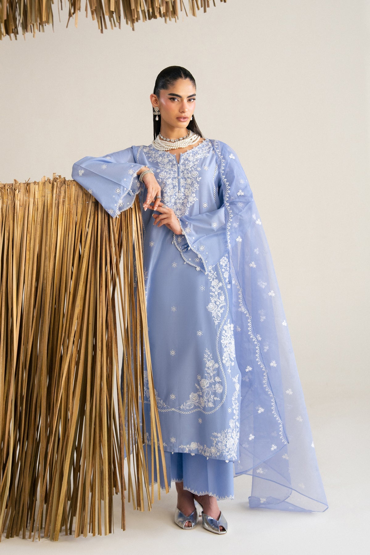 BATIK LUXURY EMBROIDERED LAWN - 3 PC UNSTITCHED