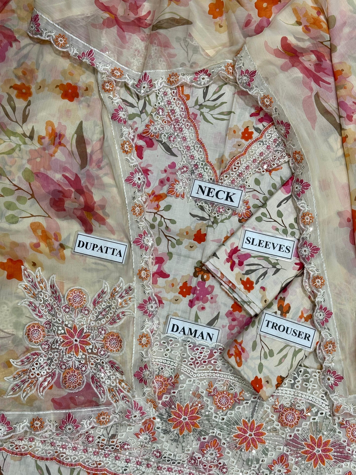 CRIMSON EMBROIDERED CHIKANKARI LAWN - 3 PC UNSTITCHED