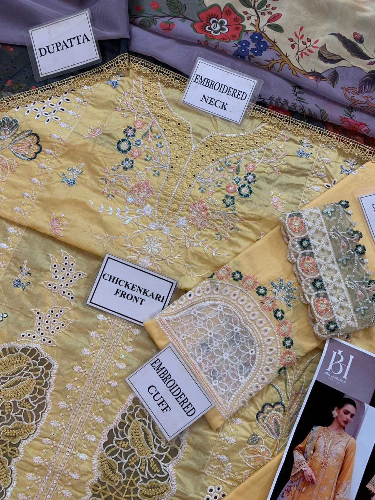 QALAMKAR SAHIL LUXURY EMBROIDERED LAWN - 3 PC UNSTITCHED