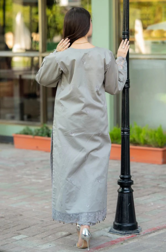 MUSHQ EMBROIDERED CHIKANKARI LAWN - 3 PC UNSTITCHED