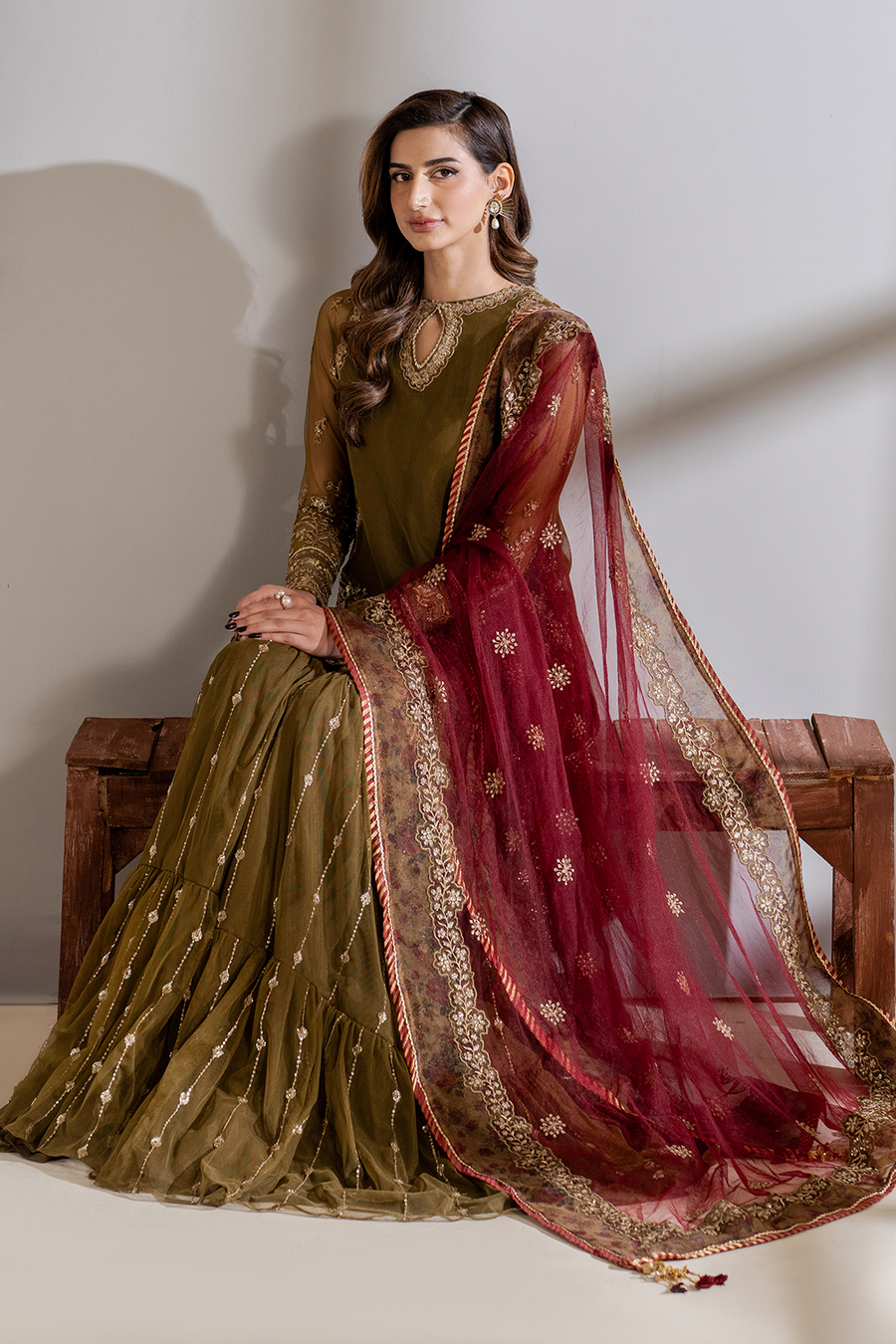IZNIK EMBROIDERED CHIFFON GARARA - 3 PC UNSTITCHED