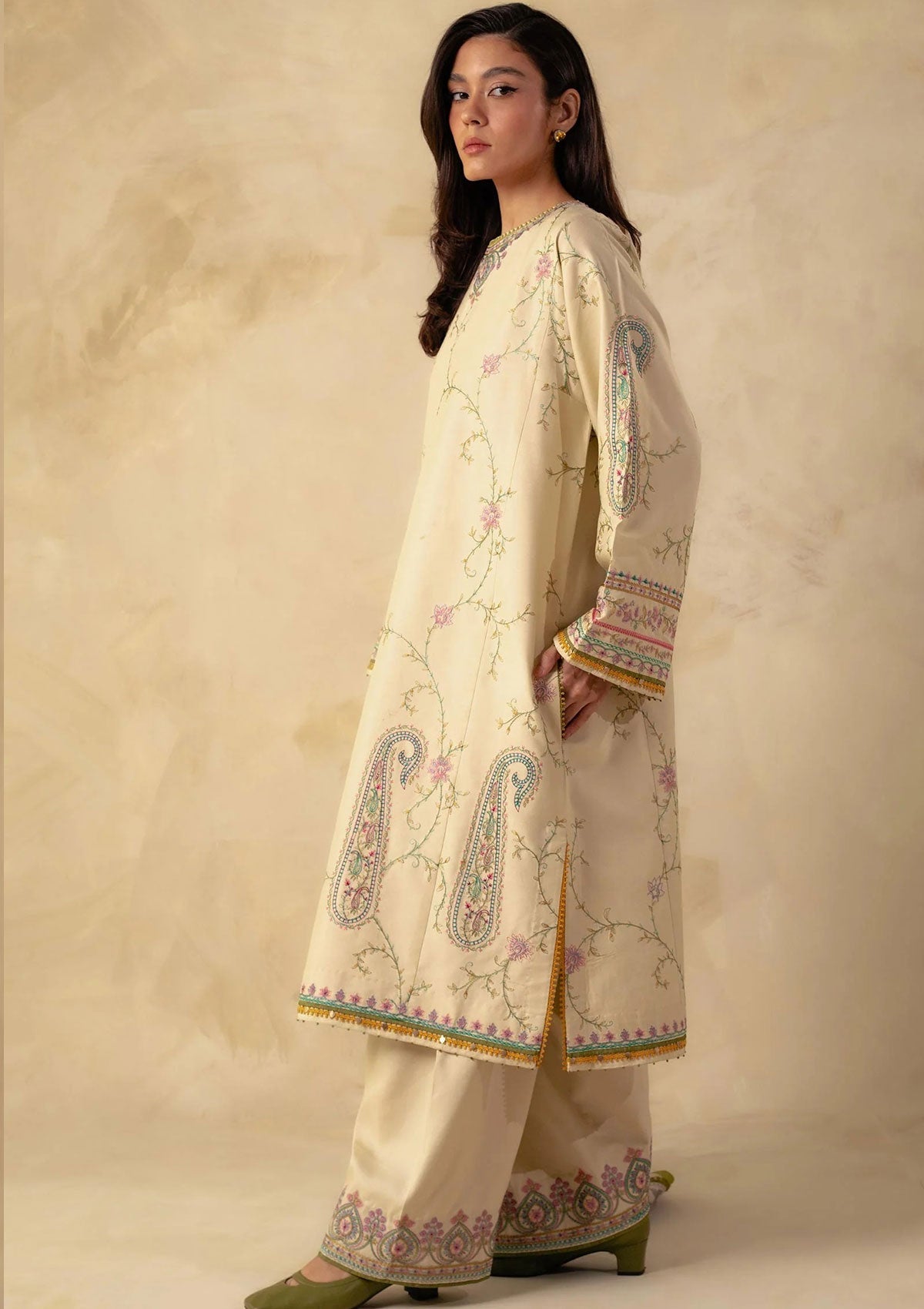 ZARA SHAHJAHAH EMBROIDERED LAWN - 3 PC UNSTITCHED