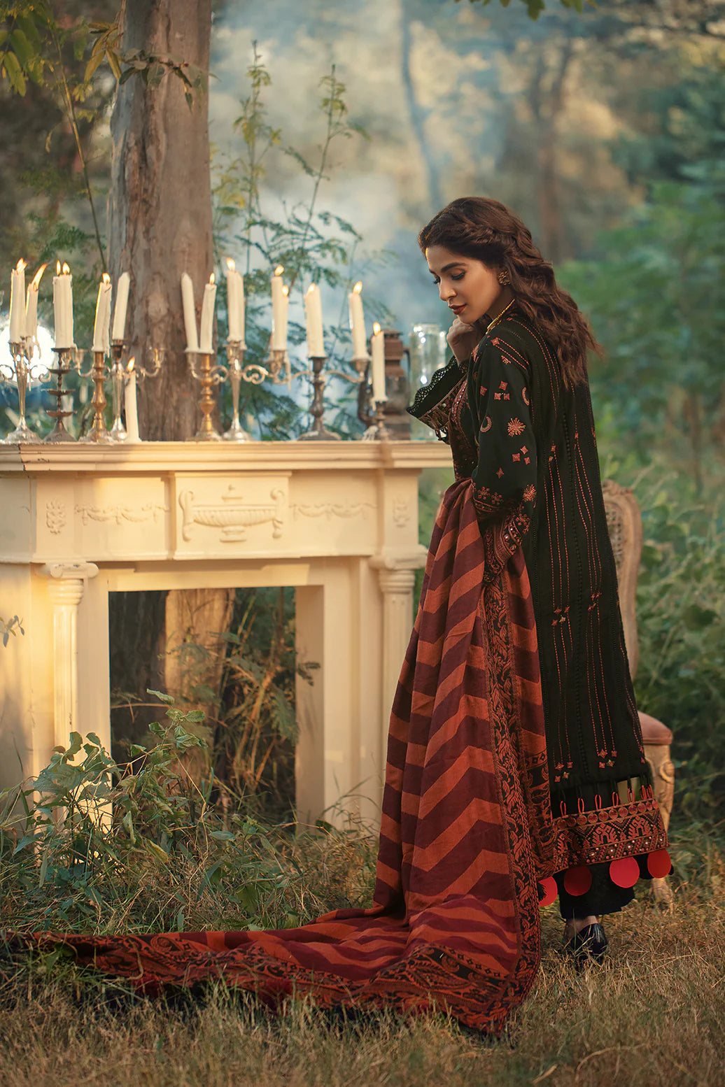 MARYAM HUSSAIN EMBROIDERED LAWN - 3 PC UNSTITCHED