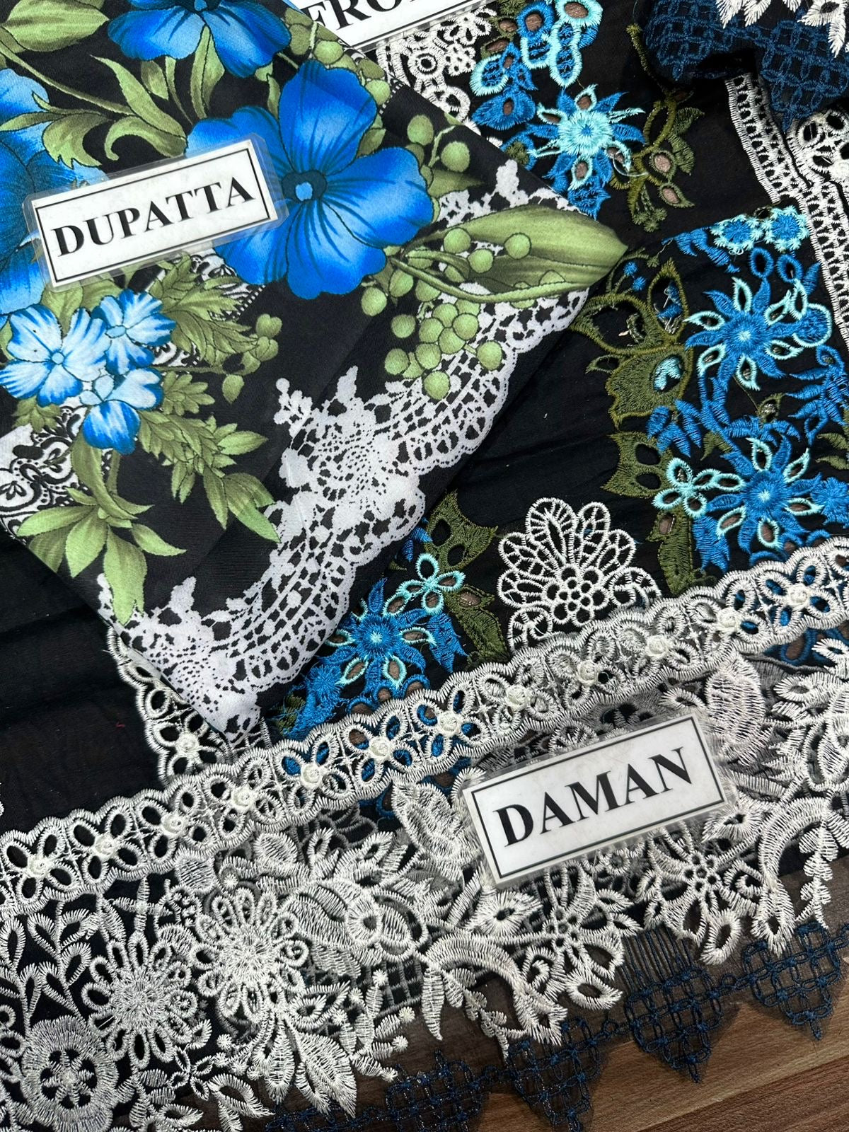 JADE CHIKANKARI EMBROIDERED LAWN - 3 PC UNSTITCHED