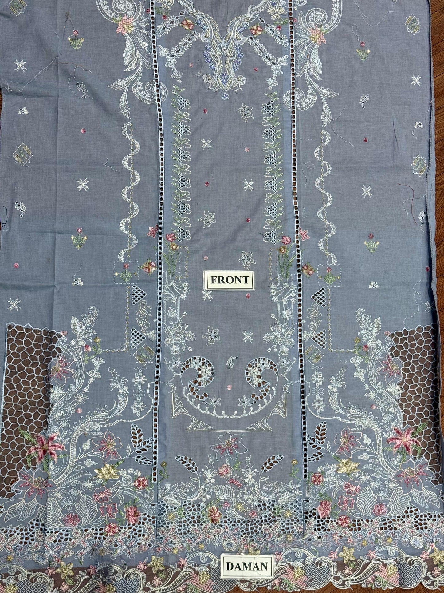 QALAMKAR SAHIL LUXURY EMBROIDERED LAWN - 3 PC UNSTITCHED