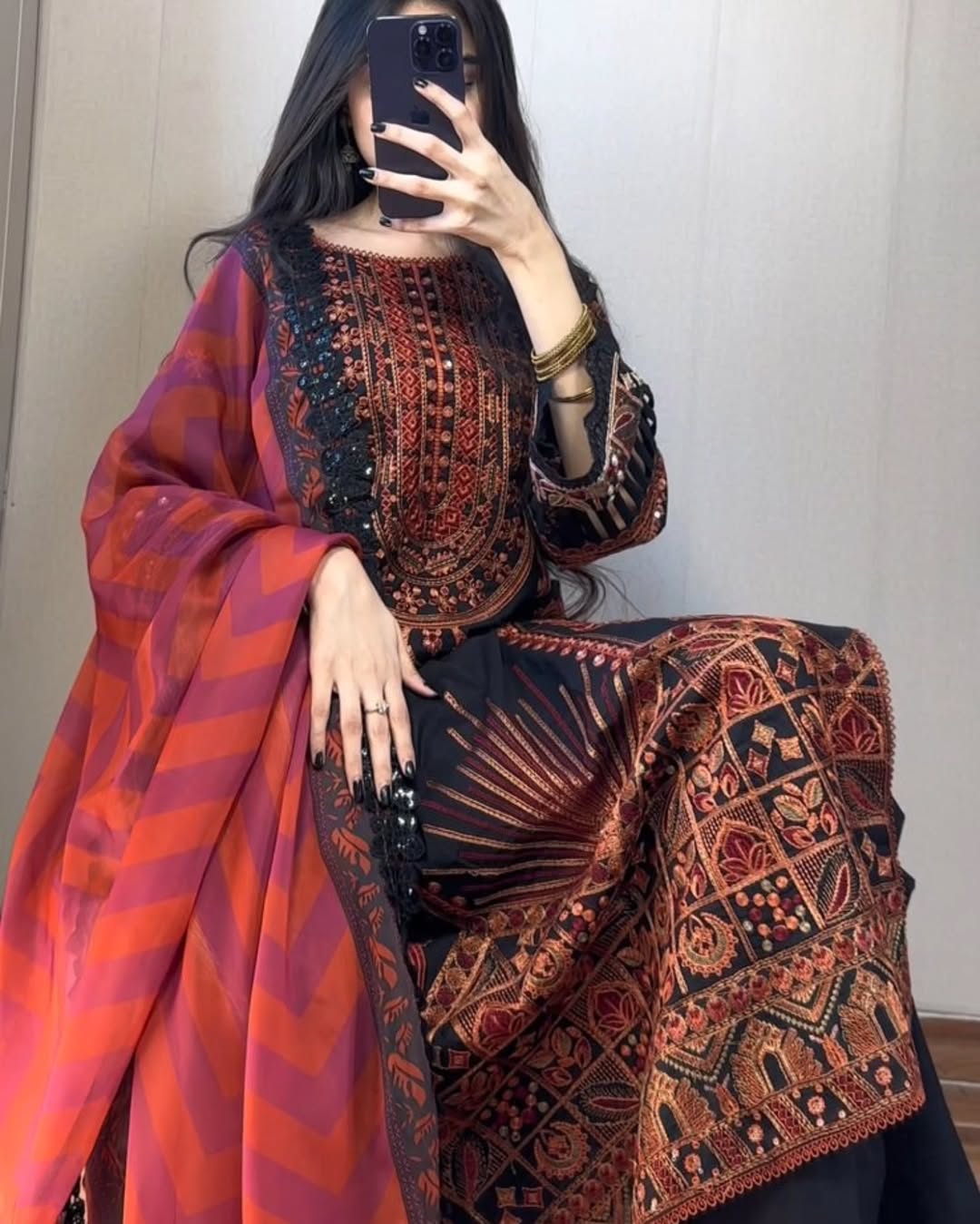HOORAINS PRET EMBROIDERED LAWN - 3 PC STITCHED