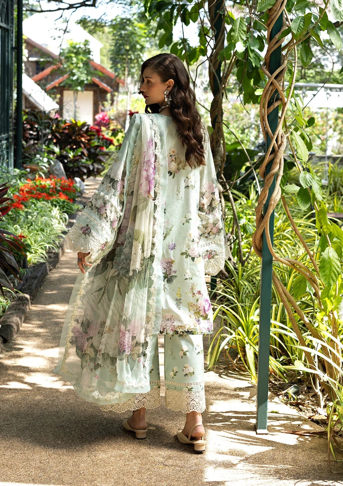 ELAF DIGITAL PRINTED LAWN EMBROIDERED - 3 PC UNSTITCHED