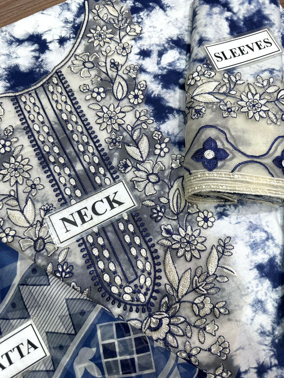 SAPPHIRE EMBROIDERED PRINTED LAWN - 3 PC UNSTITCHED