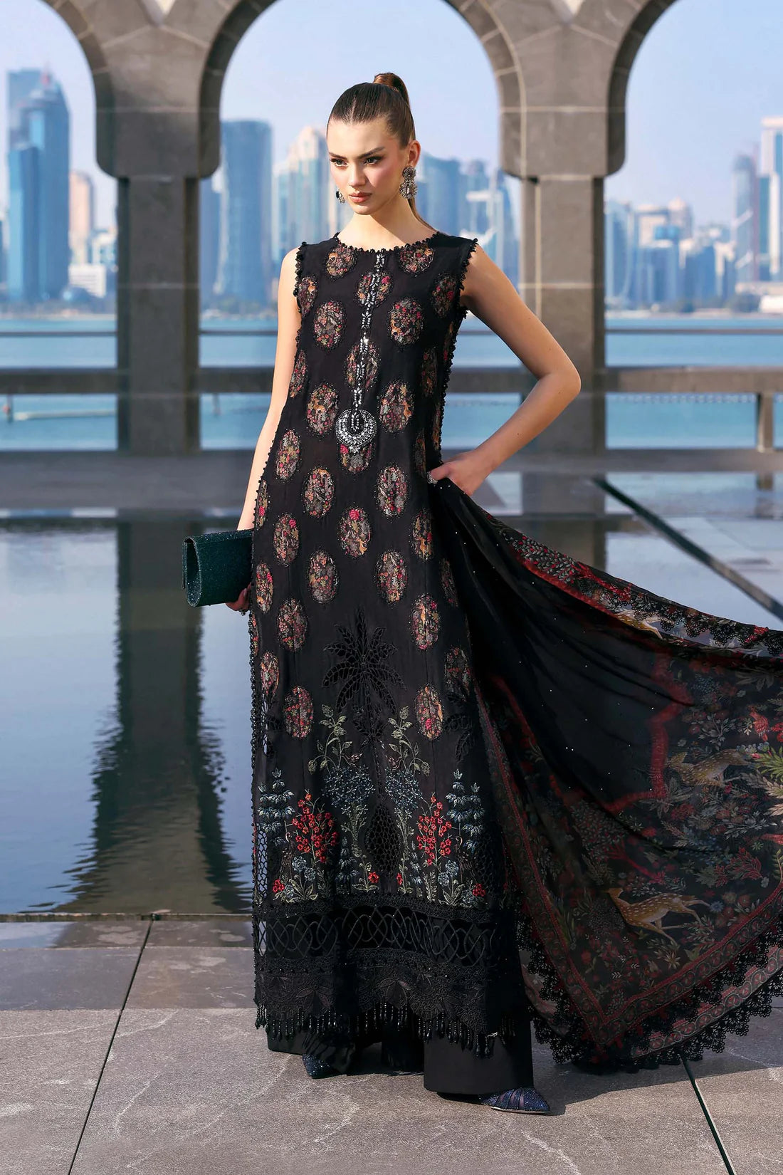 MARIA B PREMIUM EMBROIDERED LAWN - 3 PC UNSTITCHED