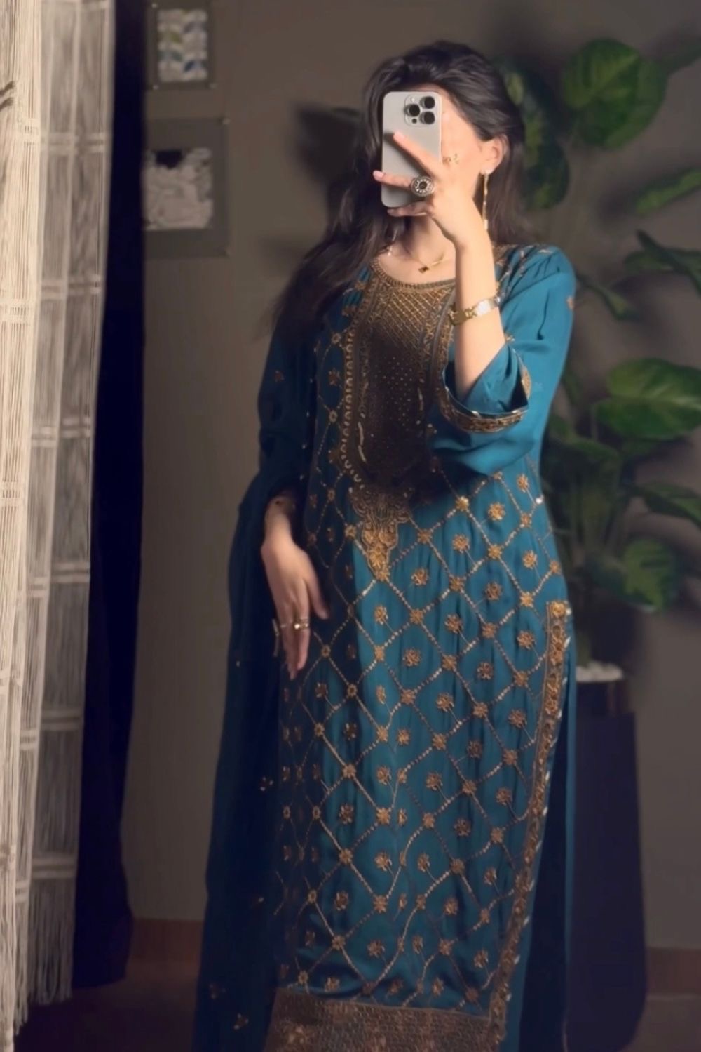 HOORAIN’S PRET LUXURY EMBROIDERED CHIFFON - 3 PC STITCHED