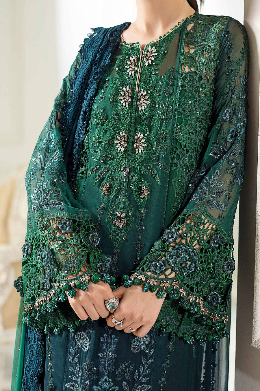 MARIA B EMBROIDERED CHIFFON HAND EMBELLISHED - 3 PC UNSTITCHED