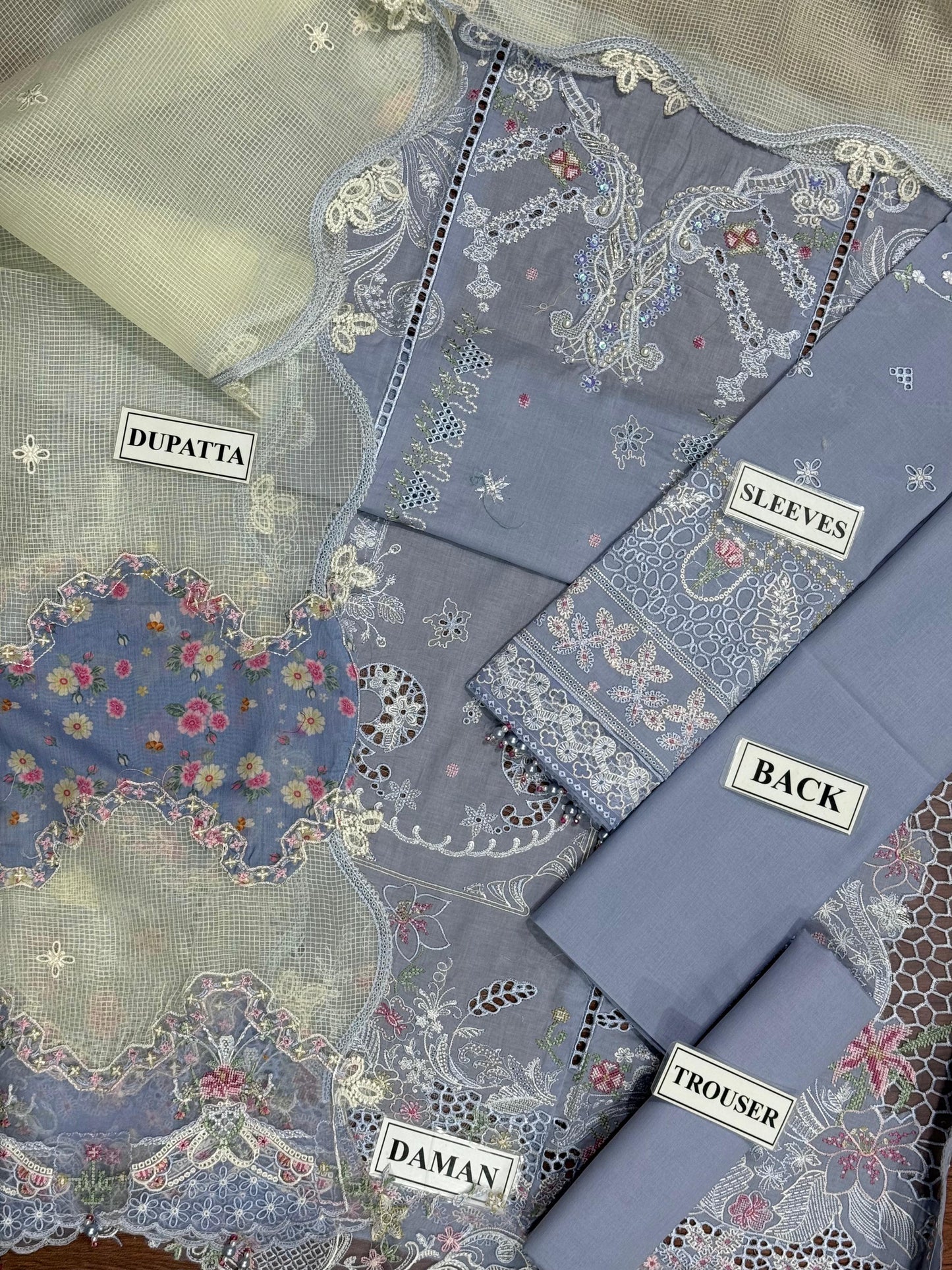 QALAMKAR SAHIL LUXURY EMBROIDERED LAWN - 3 PC UNSTITCHED