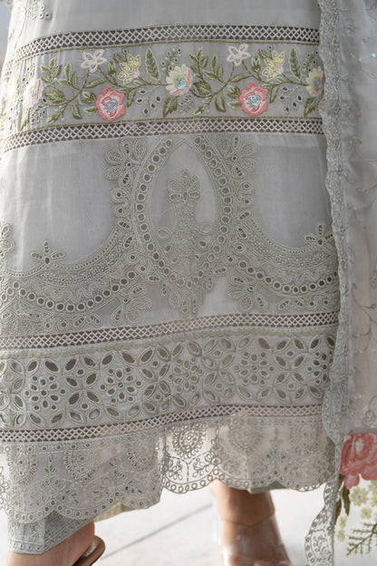 MUSLIM BOUTIQUE EMBROIDERED CHIKANKARI LAWN - 3 PC UNSTITCHED