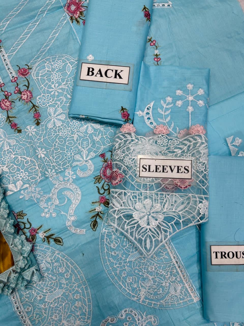 ELAF PREMIUM EMBROIDERED CHIKANKARI LAWN - 3 PC UNSTITCHED