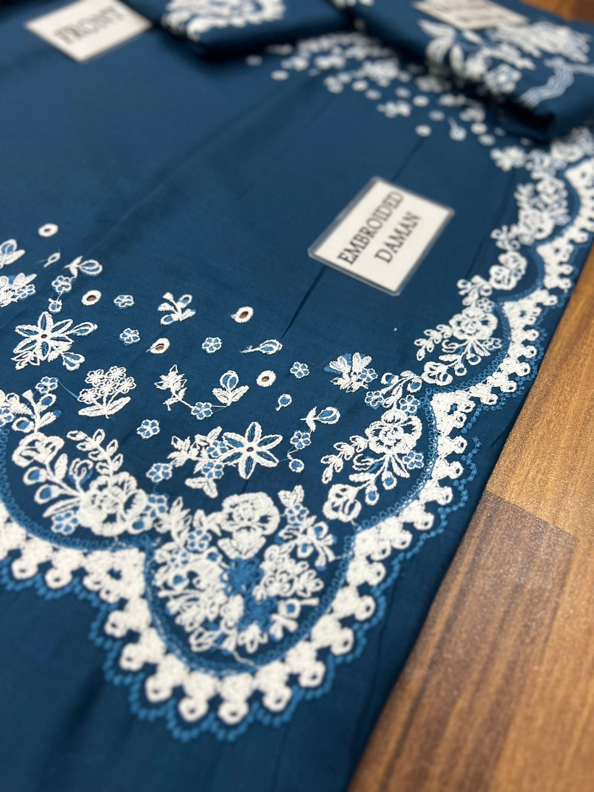 COCO BY ZARA SHAHJAHAN EMBROIDERED LAWN - 3 PC UNSTITCHED