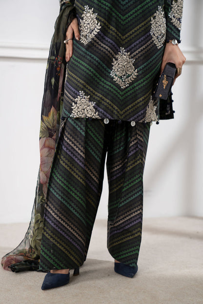 MARIA B FORMALS PRINTED EMBROIDERED LAWN - 3 PC UNSTITCHED
