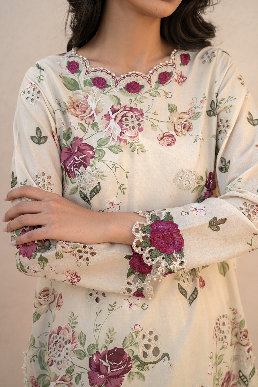 IZNIK EMBROIDERED LAWN - 3 PC UNSTITCHED