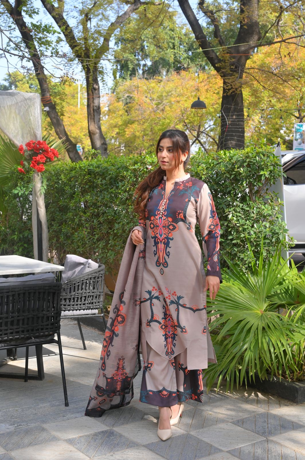 HOORAIN’S PRET DIGITAL PRINTED LAWN - 3 PC STITCHED
