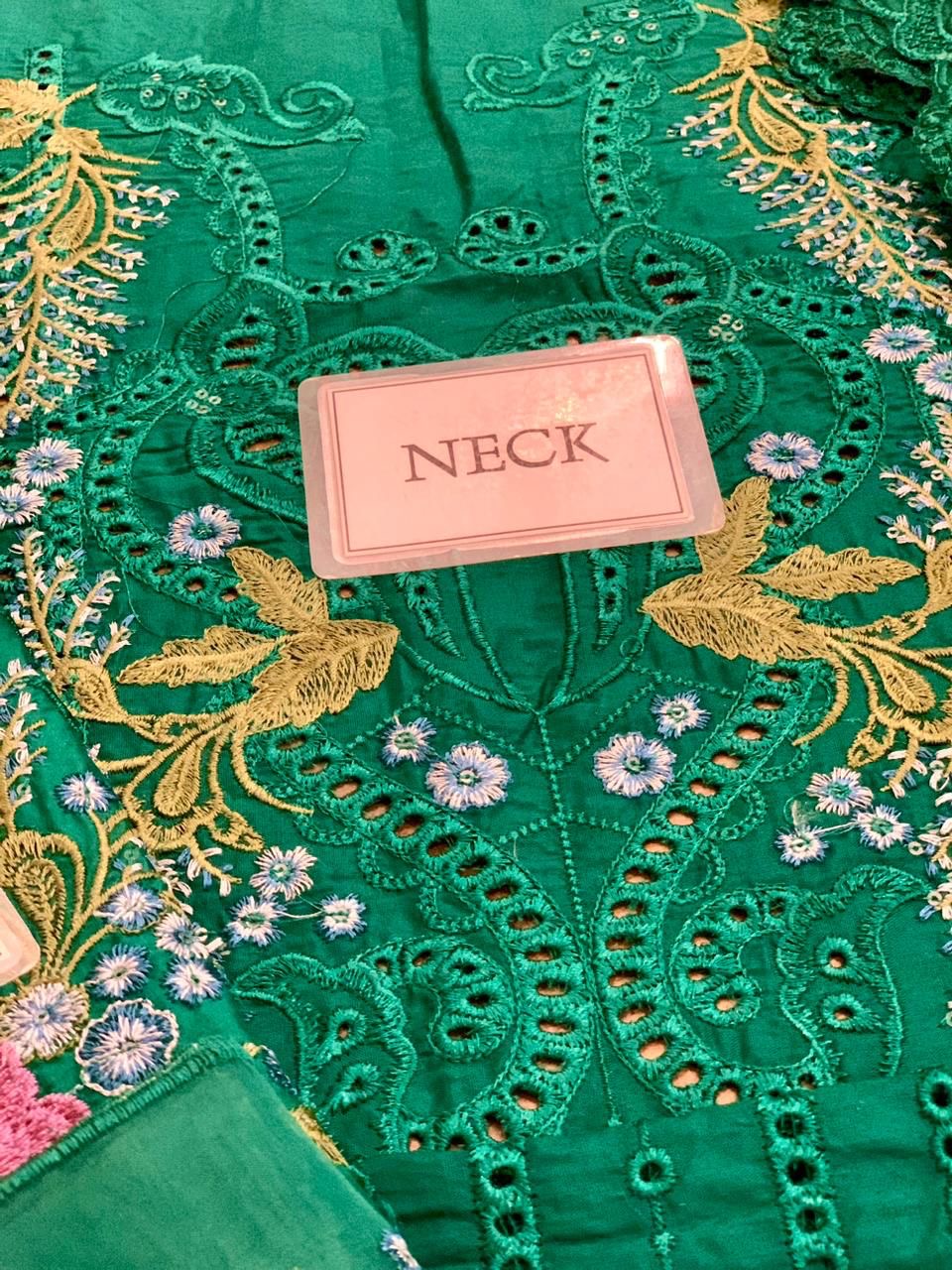 MARIA B LUXURY EMBROIDERED CHIKANKARI LAWN - 3 PC UNSTITCHED