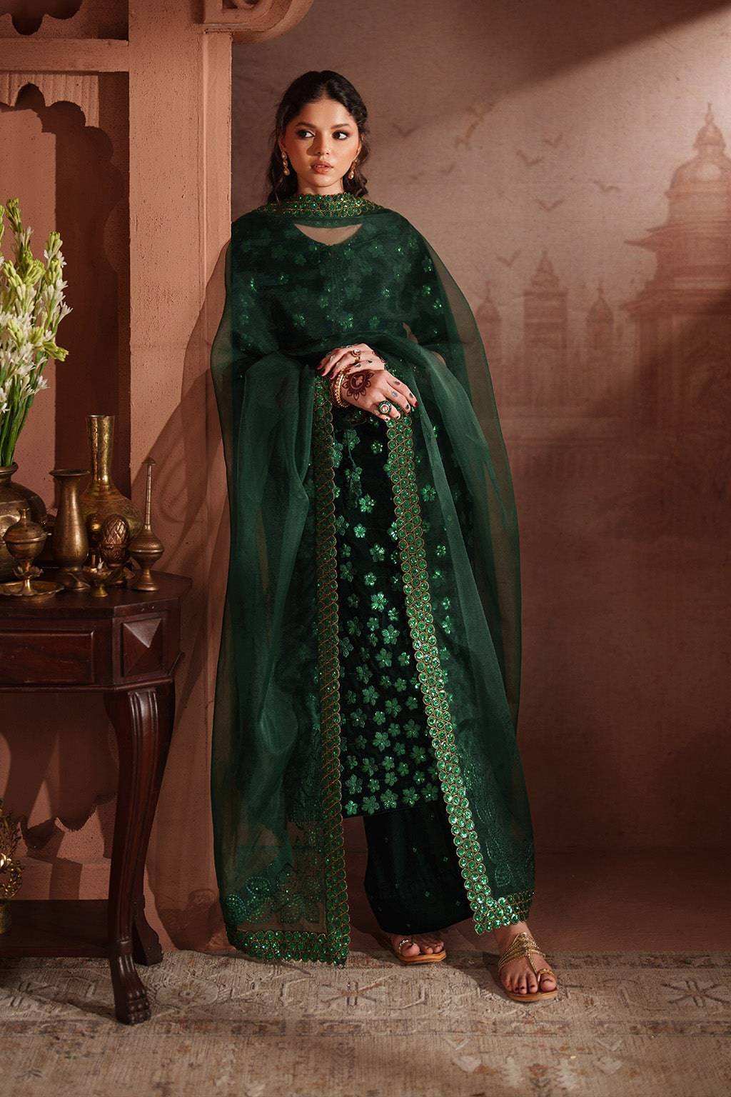 IZNIK LUXURY EMBROIDERED VELVET - 3 PC UNSTITCHED