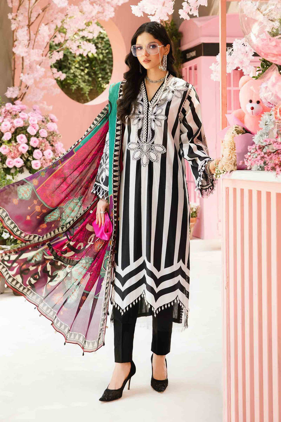 MARIA B EMBROIDERED PRINTED LAWN - 3 PC UNSTITCHED
