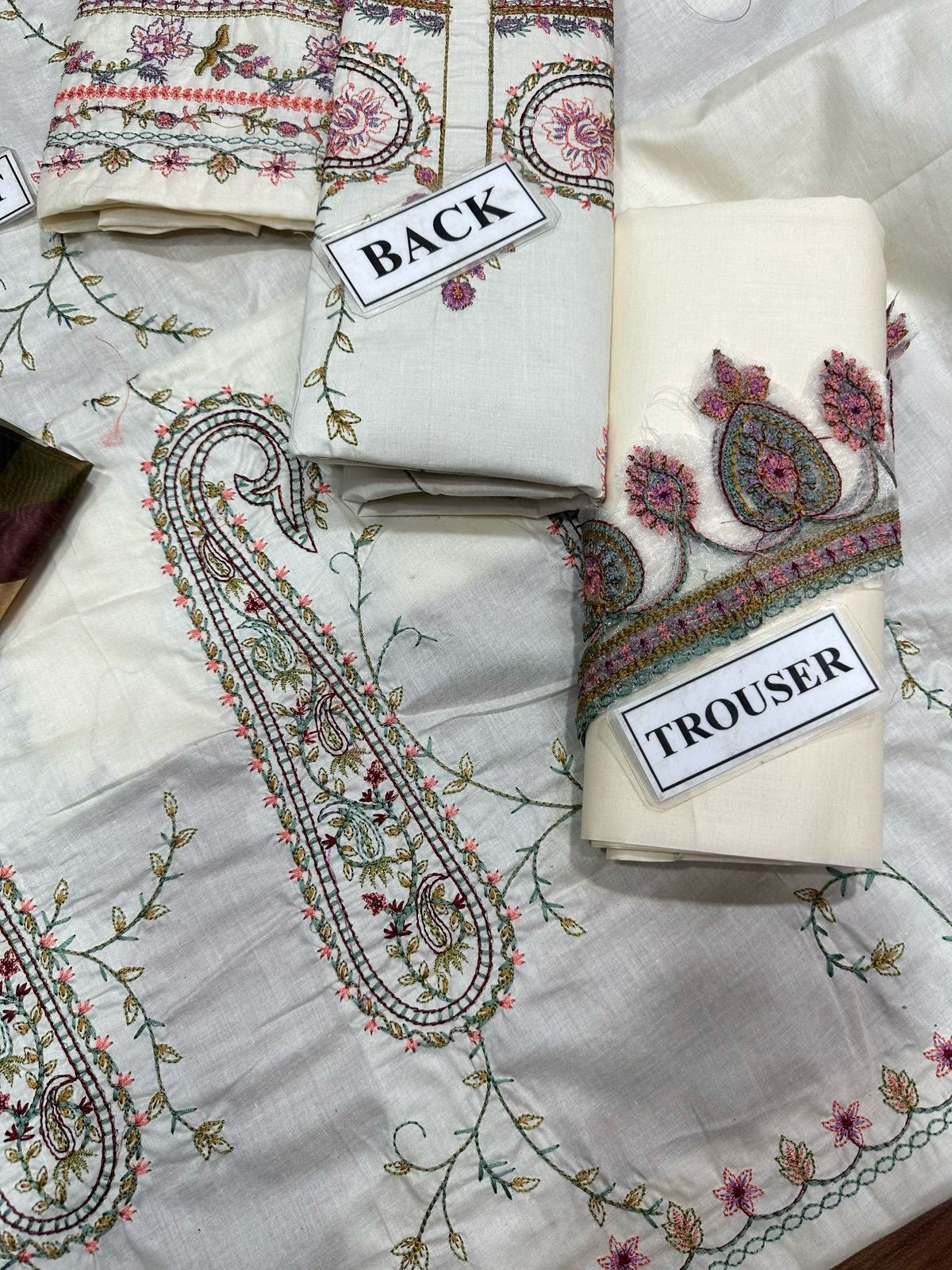 ZARA SHAHJAHAH EMBROIDERED LAWN - 3 PC UNSTITCHED