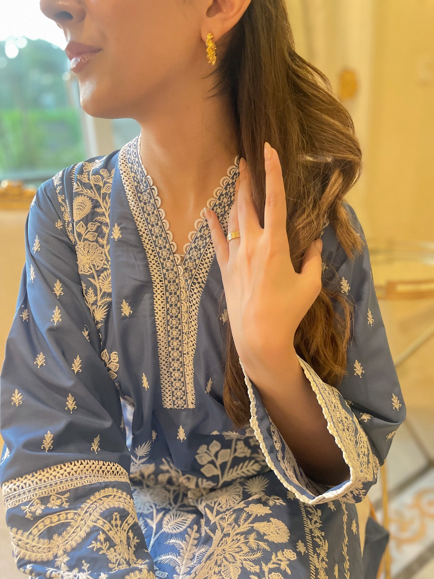 NAARJ EMBROIDERED BAREEZE LAWN - 3 PC UNSTITCHED