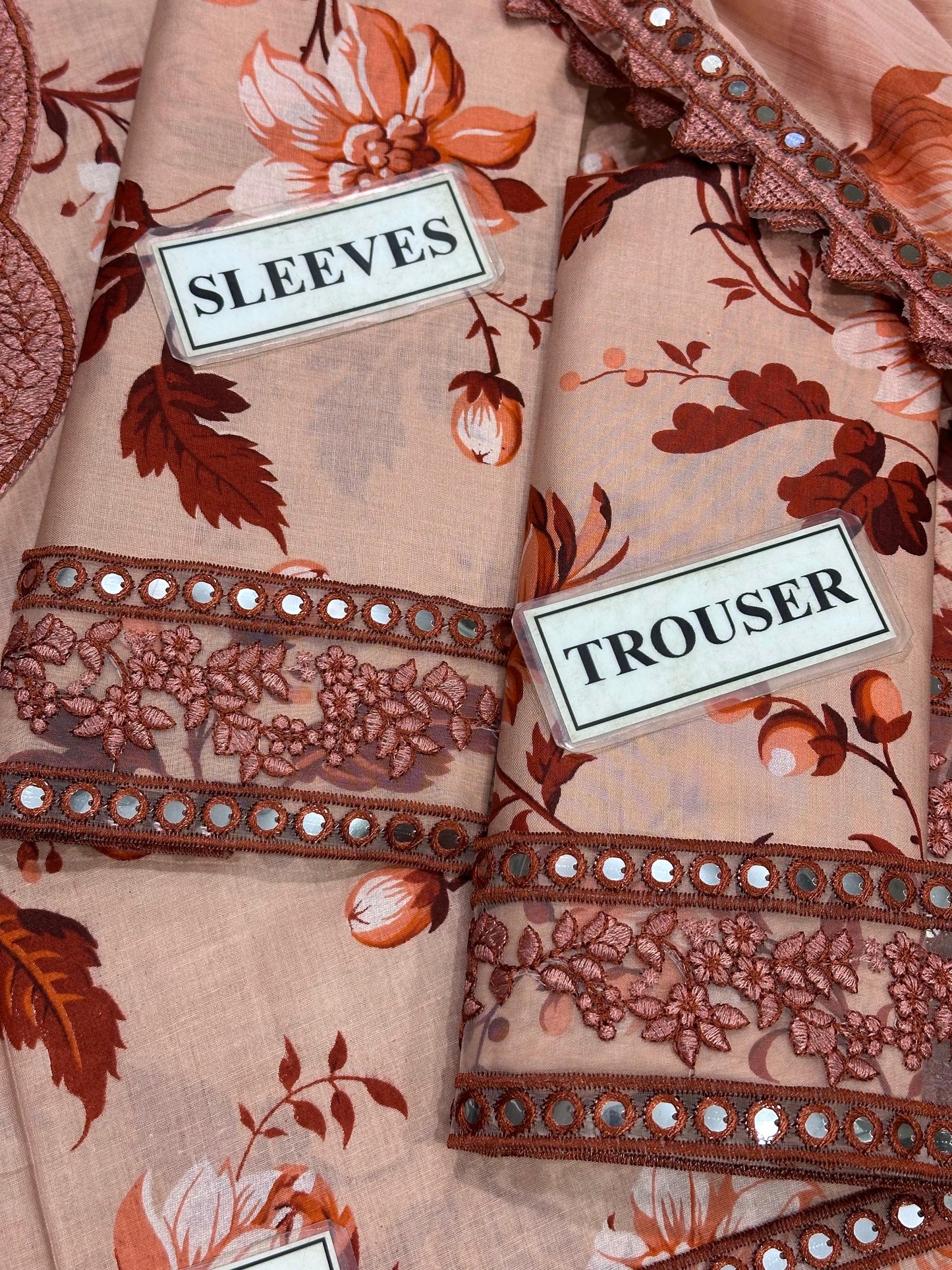 ANEELA’S EMBROIDERED LAWN - 3 PC UNSTITCHED