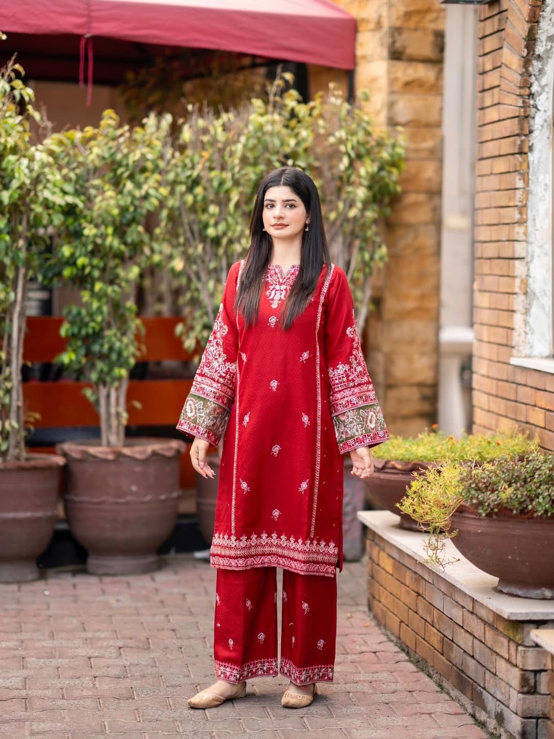 HOORAINS PRET EMBROIDERED COTTON - 3 PC STITCHED