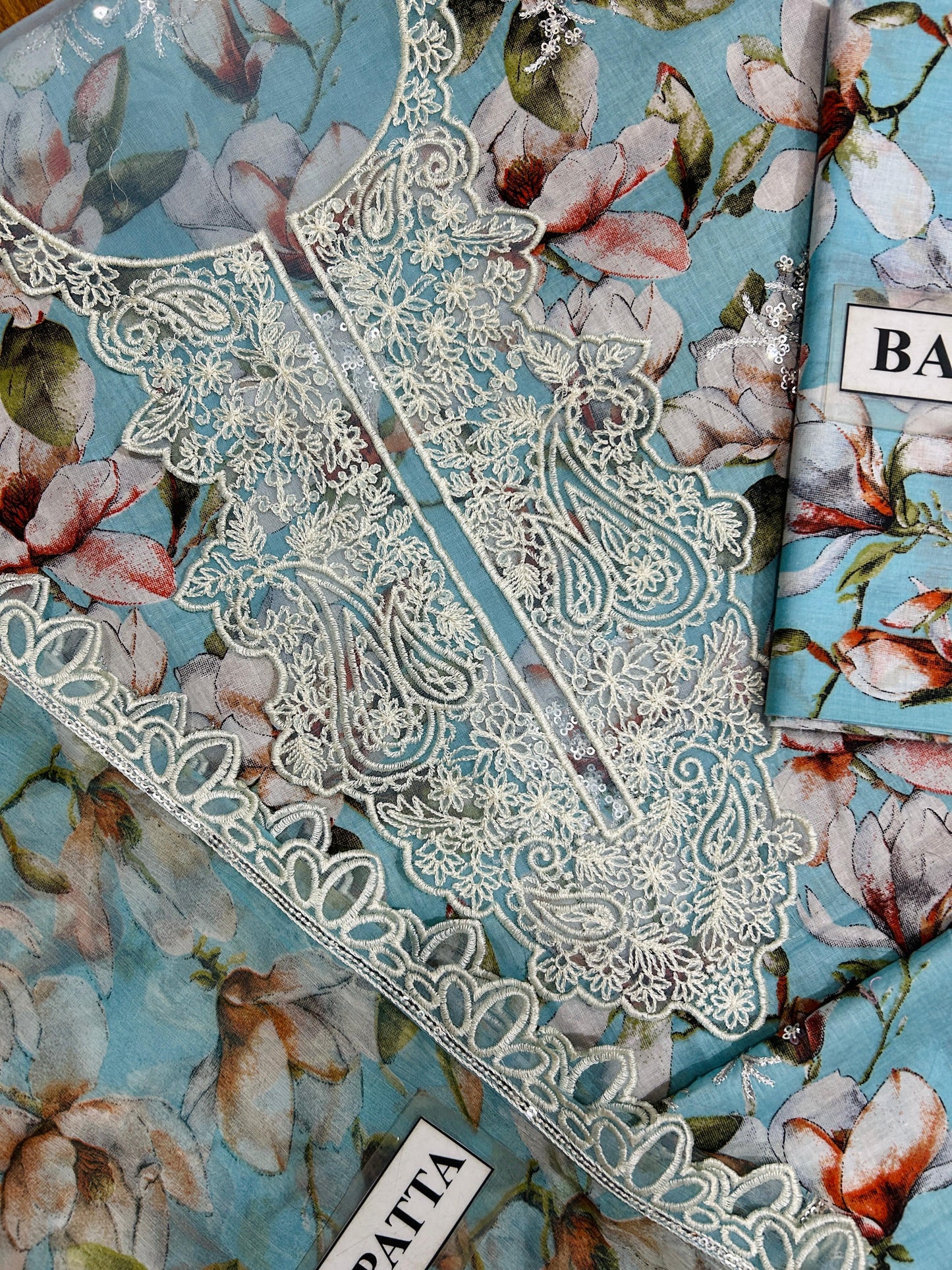 ANEELA’S EMBROIDERED LAWN - 3 PC UNSTITCHED