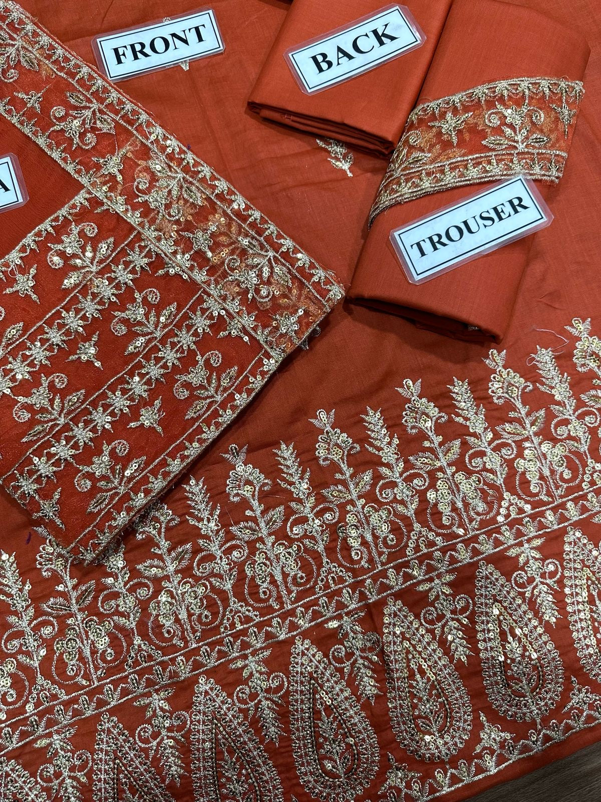 SHEENORA EMBROIDERED LAWN - 3 PC UNSTITCHED