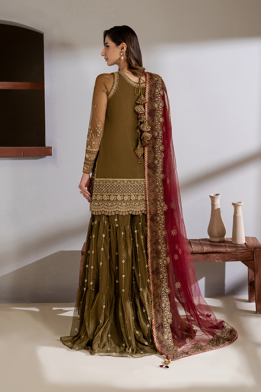 IZNIK EMBROIDERED CHIFFON GARARA - 3 PC UNSTITCHED