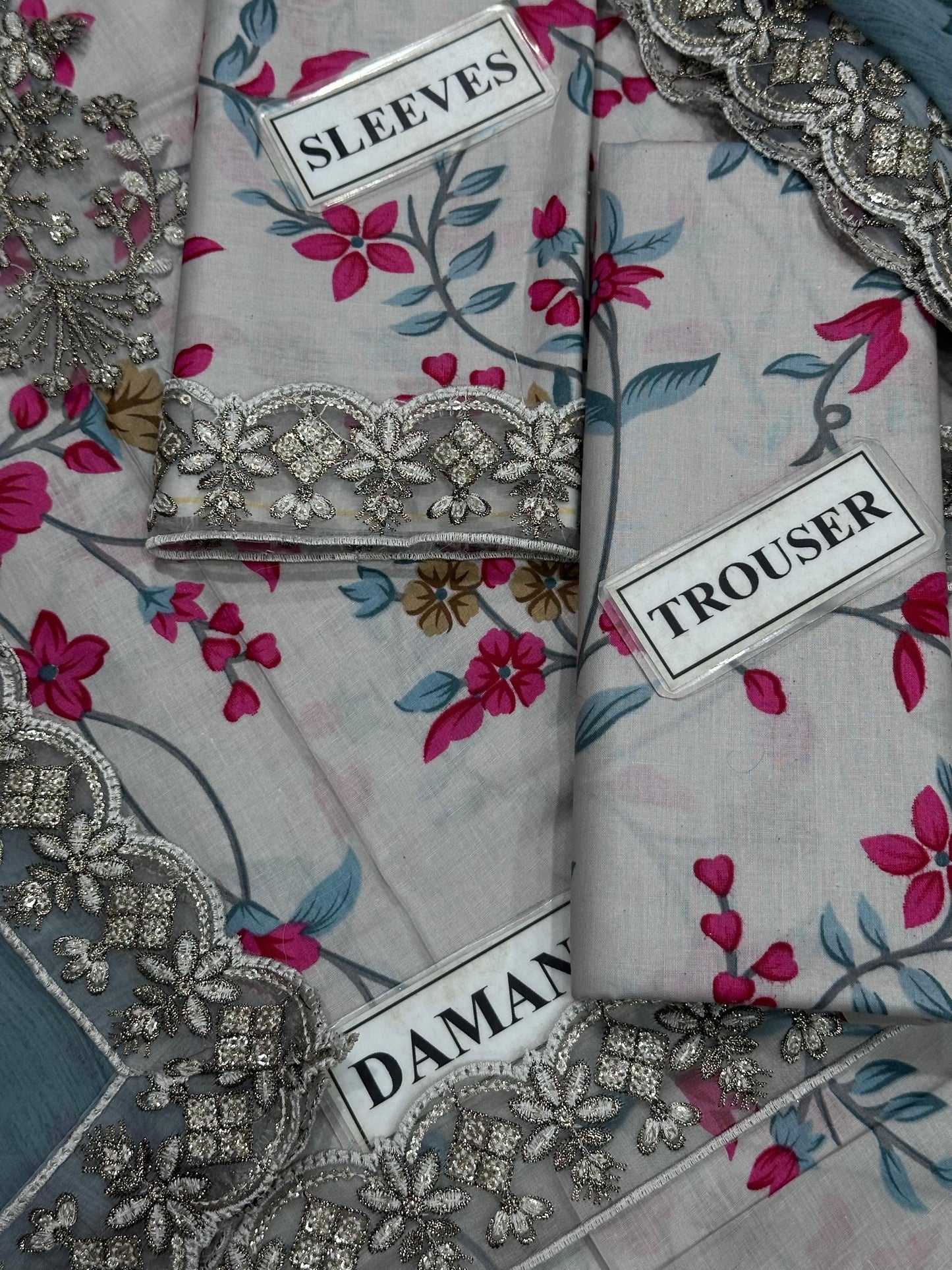 IZNIK EMBROIDERED LAWN - 3 PC UNSTITCHED