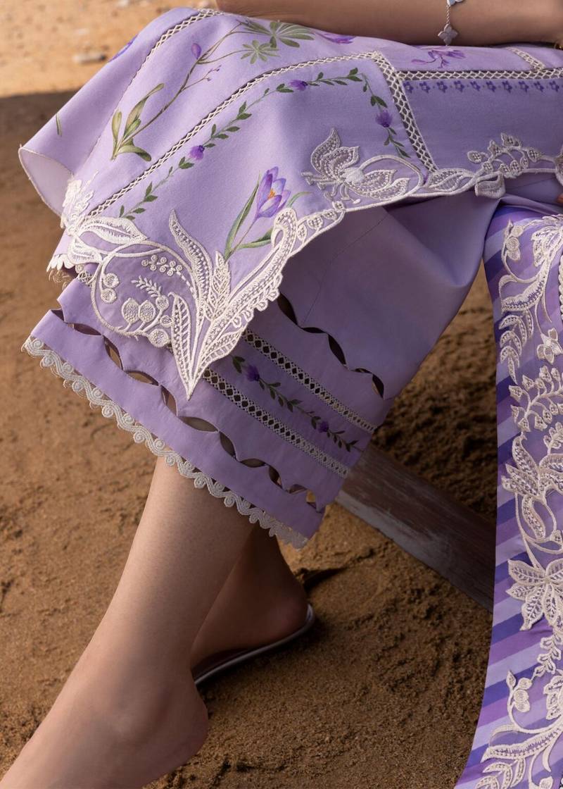 CRIMSON EMBROIDERED CHIKANKARI LAWN - 3 PC UNSTITCHED